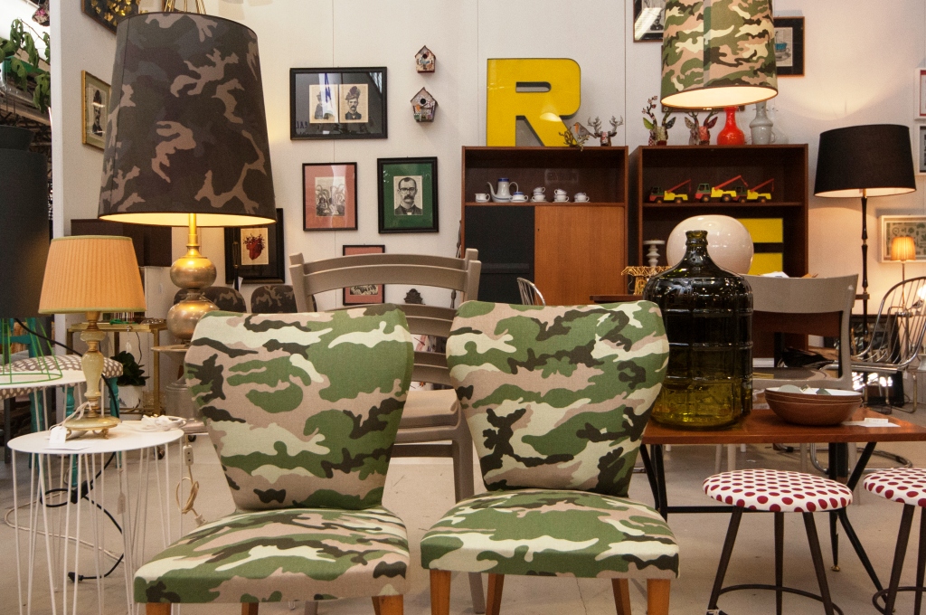 Fiera del vintage a Forlì stand di modernariato e design